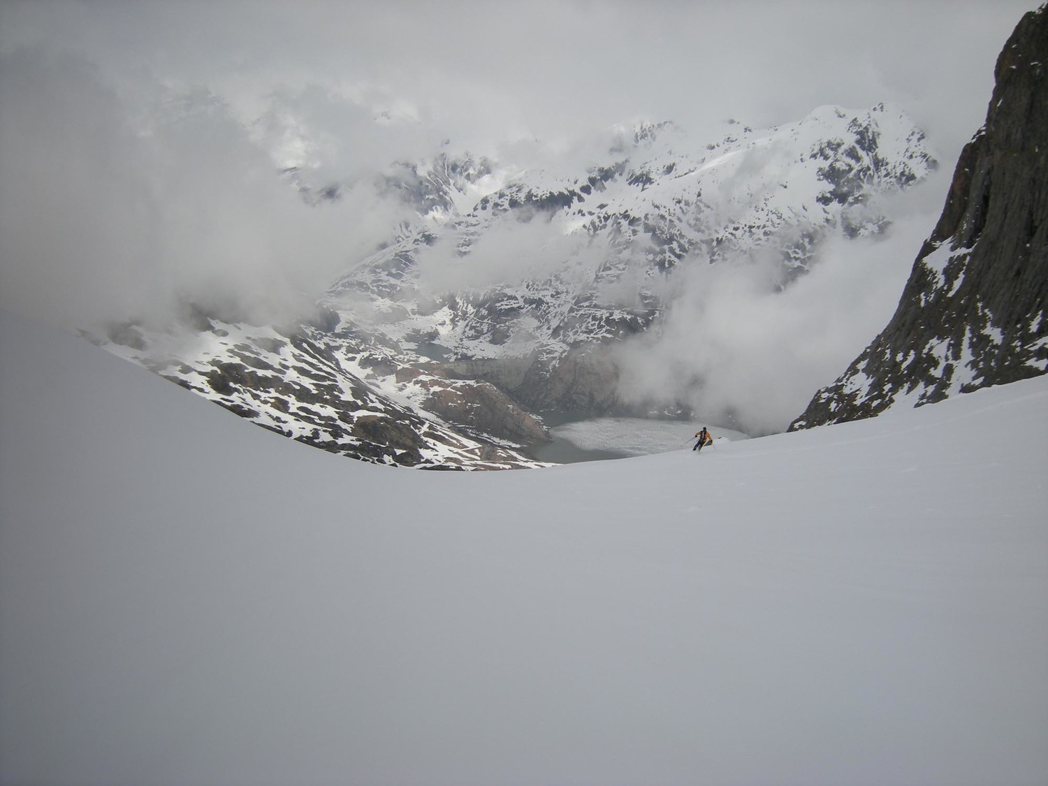 Pointe de l'Ifala. Le haut de la combe N.
