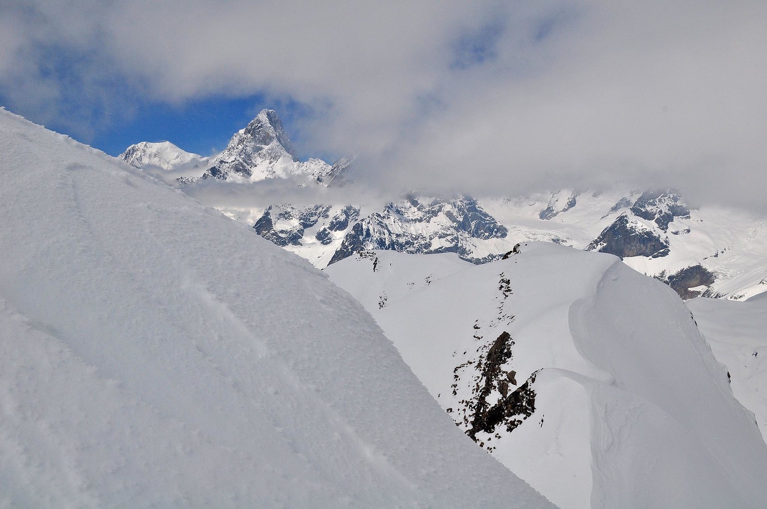 Fenêtre sur les Jorasses