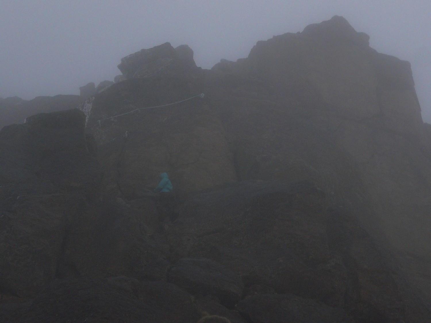 Piton sommital du Djebel Sirouah