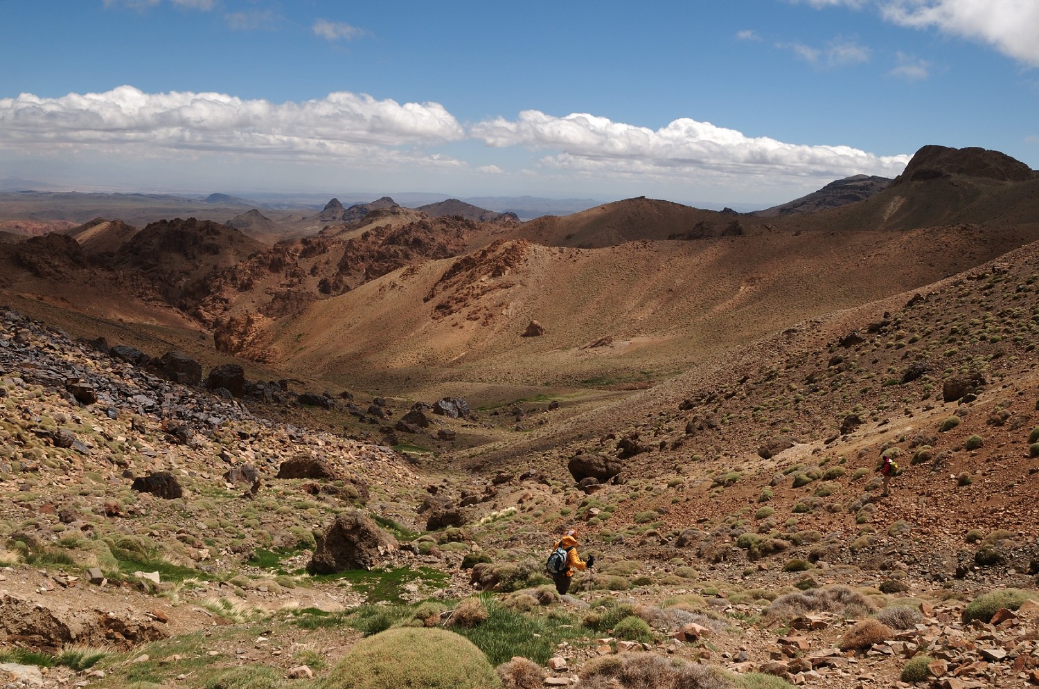 Descente du Sirouah vers les Bergeries d'Iriri