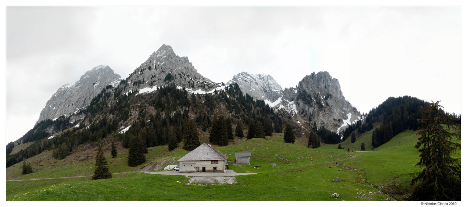 Panorama à Martigny (mai 2010)