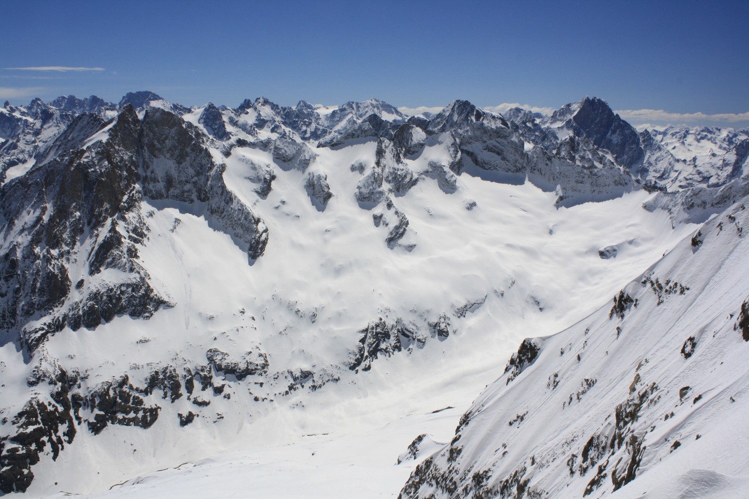 La rive droite du Haut Vallon de Lanchâtra vue du Col Jean-Martin