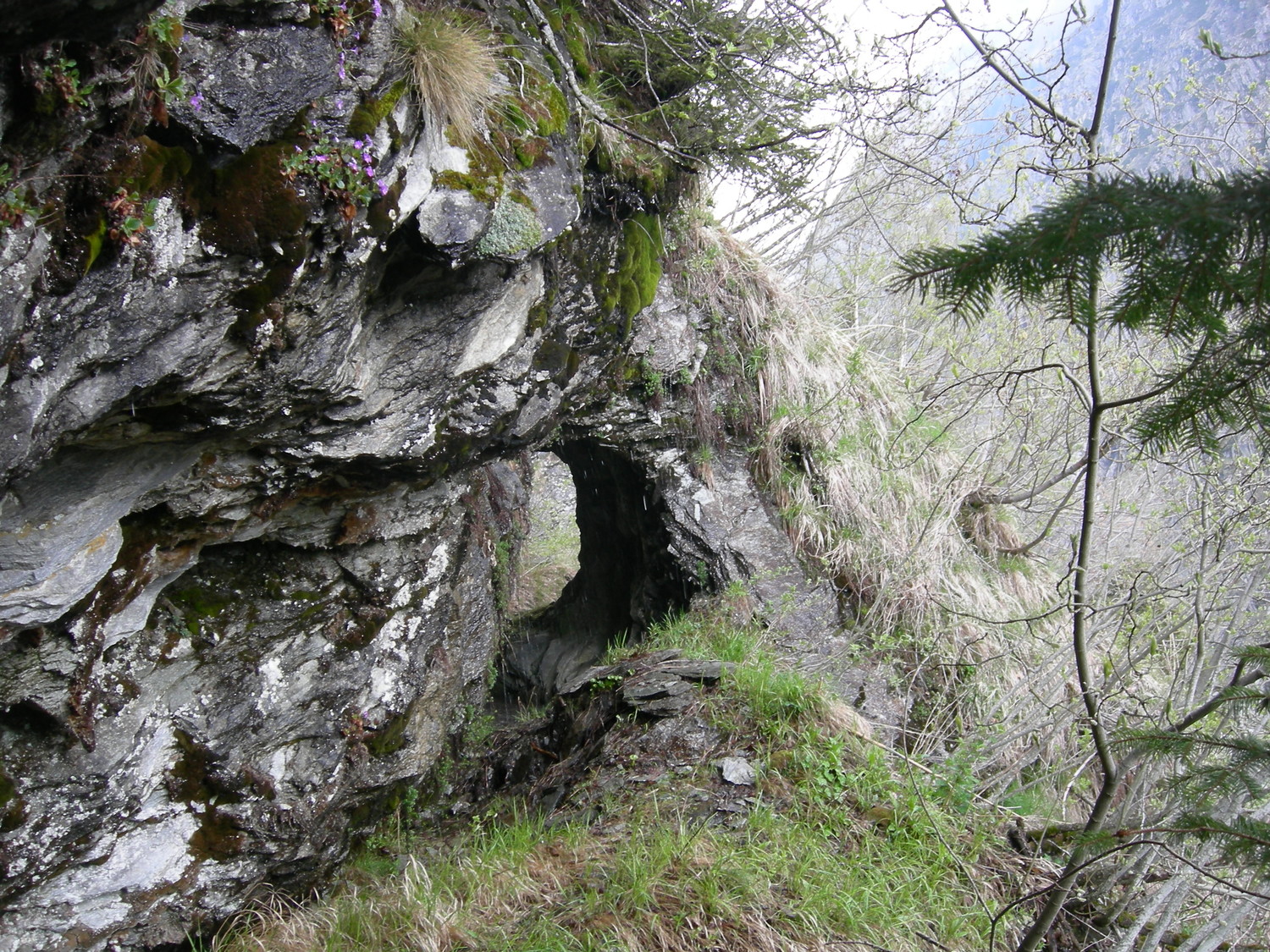 premier tunnel, en parfait état