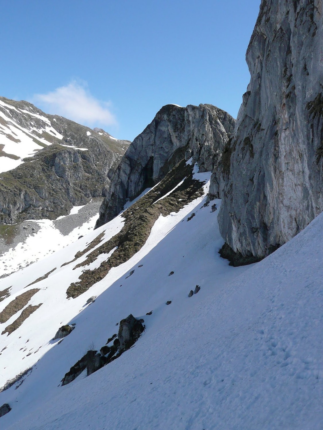 Névé en face Nord des Aiguilles de darbon