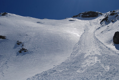 La ripida paretina W del Sasso di Conca 3150 m.