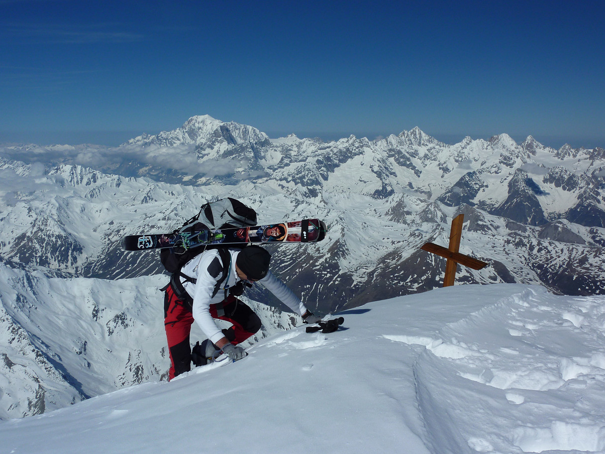 Sortie pile au sommet du Combin de Valsorey