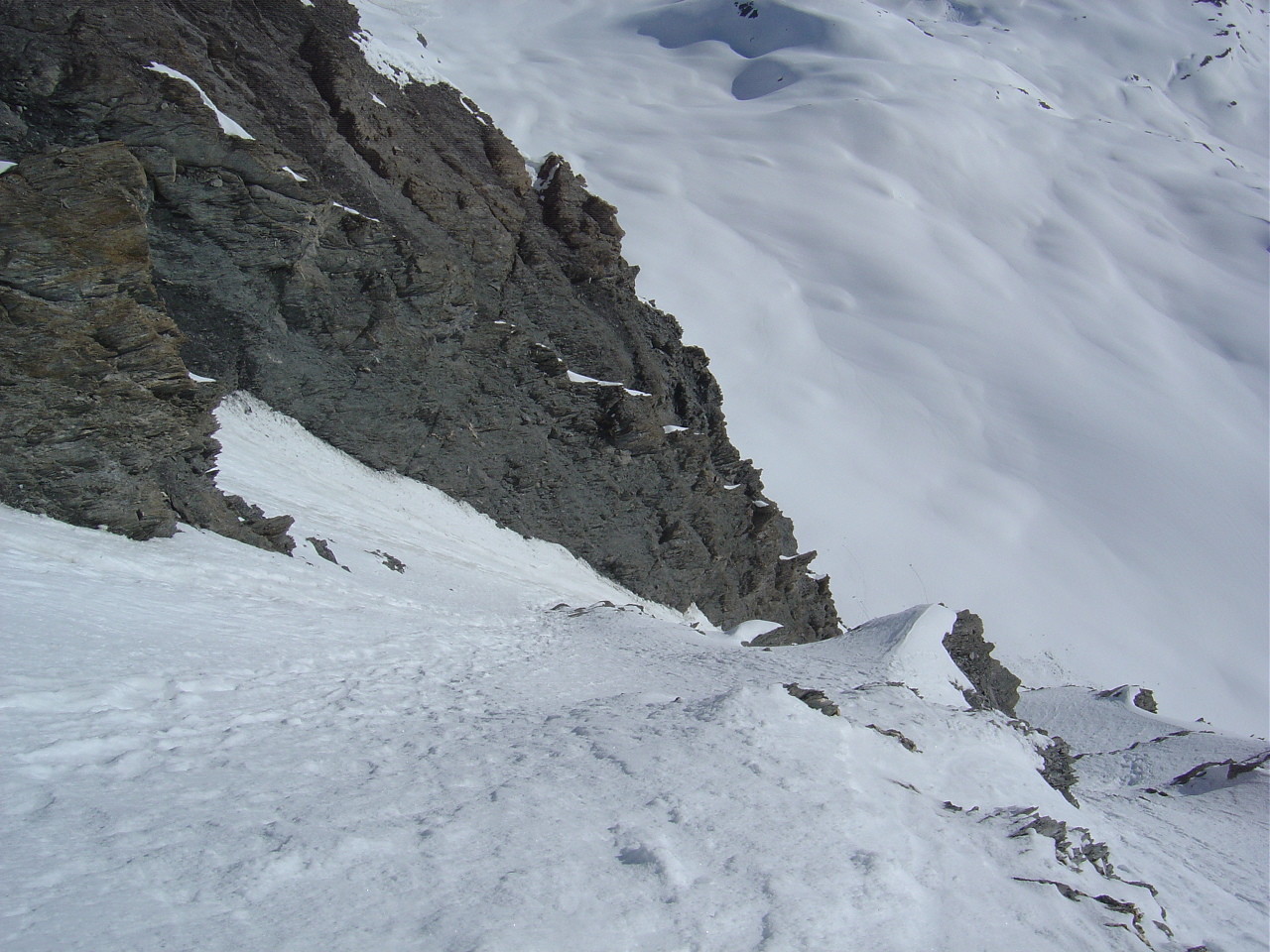Avant de rejoindre le couloir