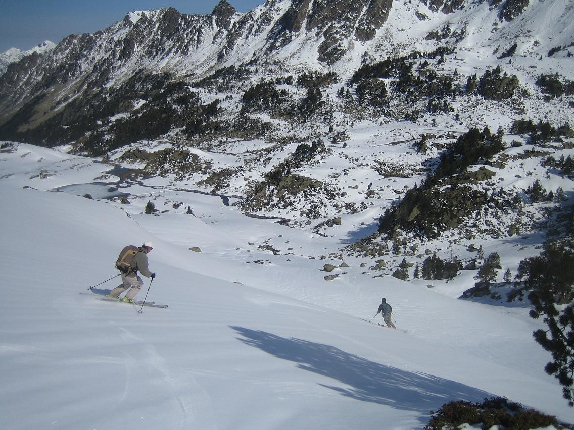 descente vers les lacs