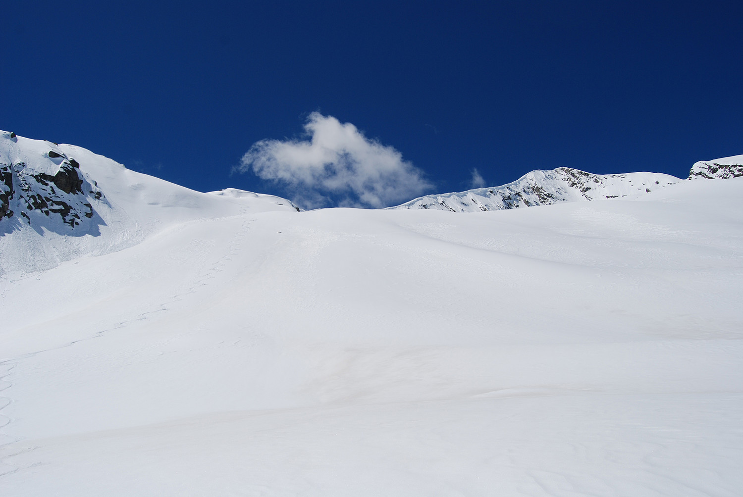 Qualche curva durante la discesa dal Pizzo Galleggione in Val Prasgnola.