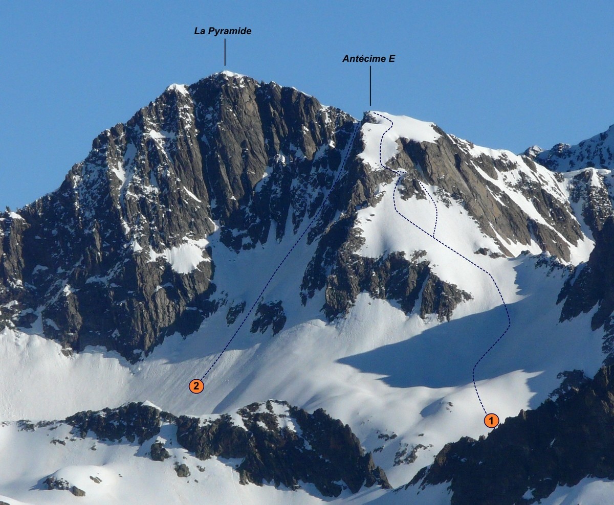La Pyramide - Versant S