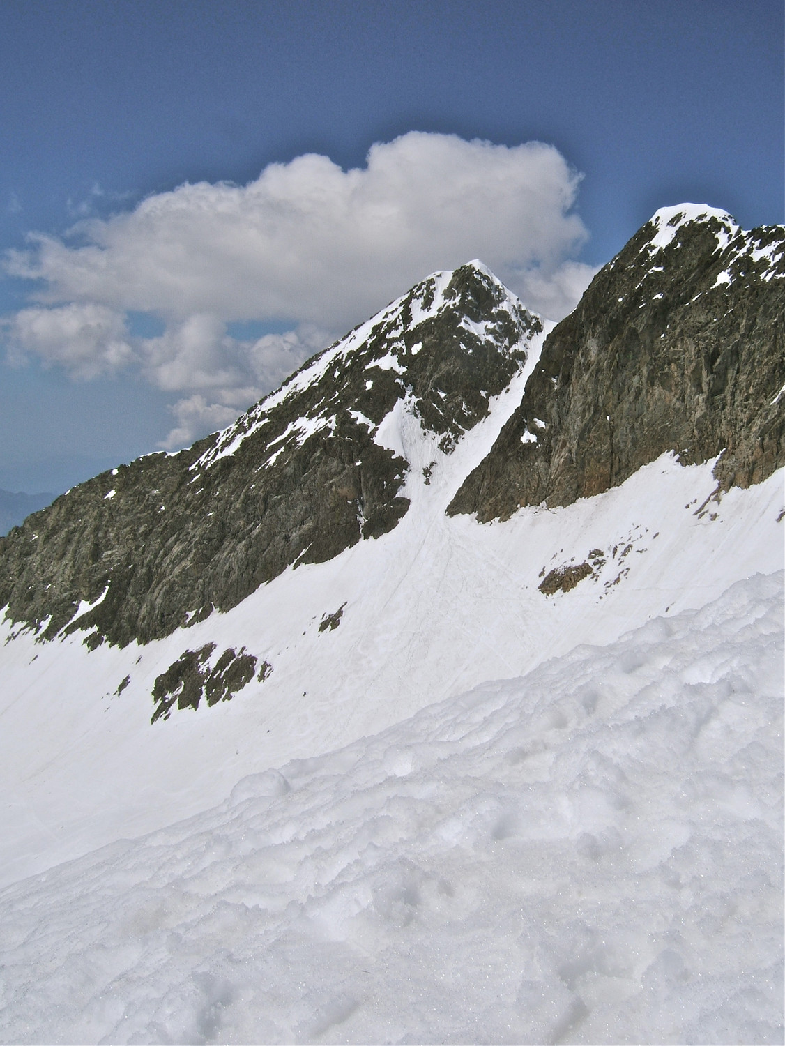Cime du Gélas et son couoir E.