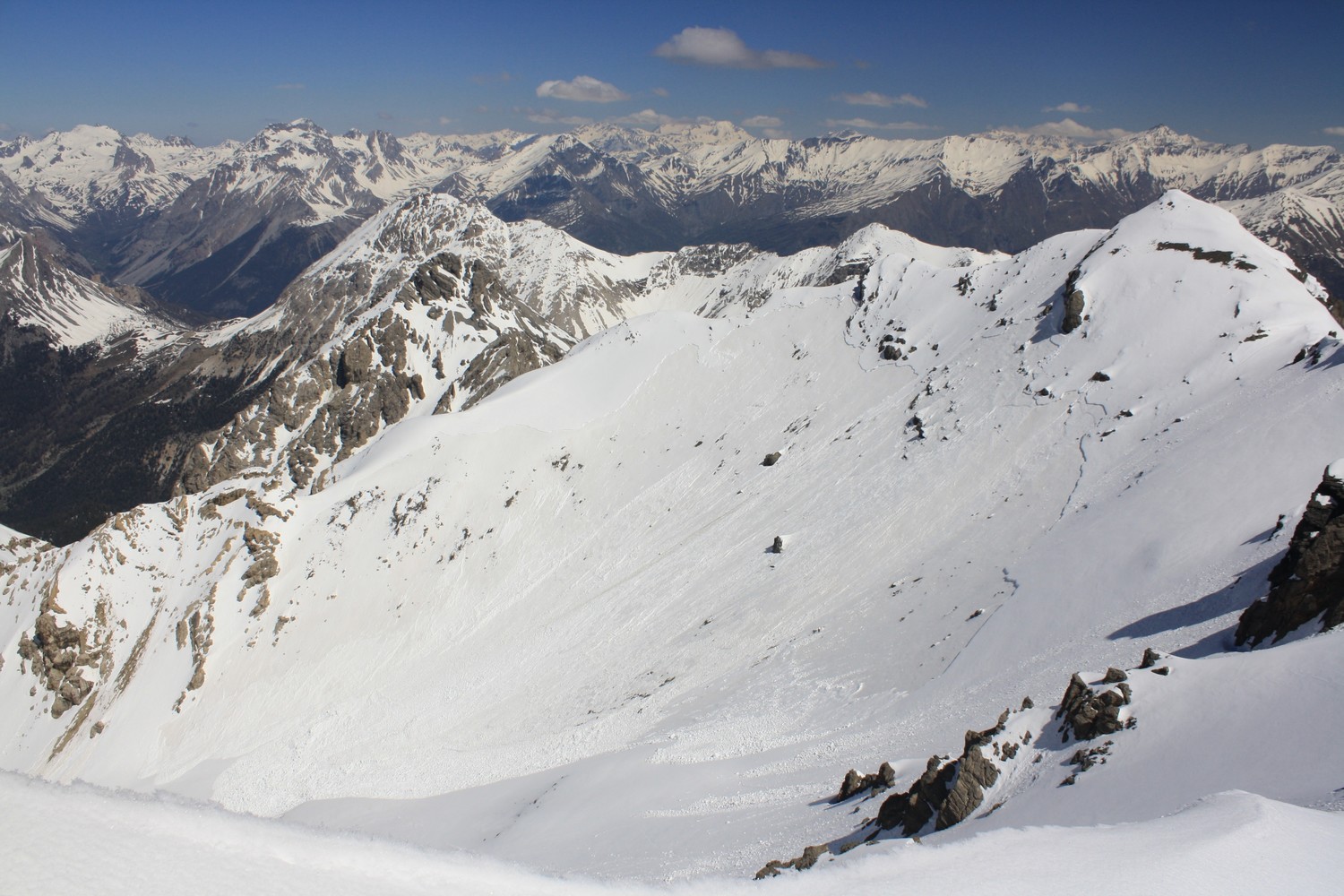 Grosses cassures et avalanches en versant W de la Pointe des Grands Becs