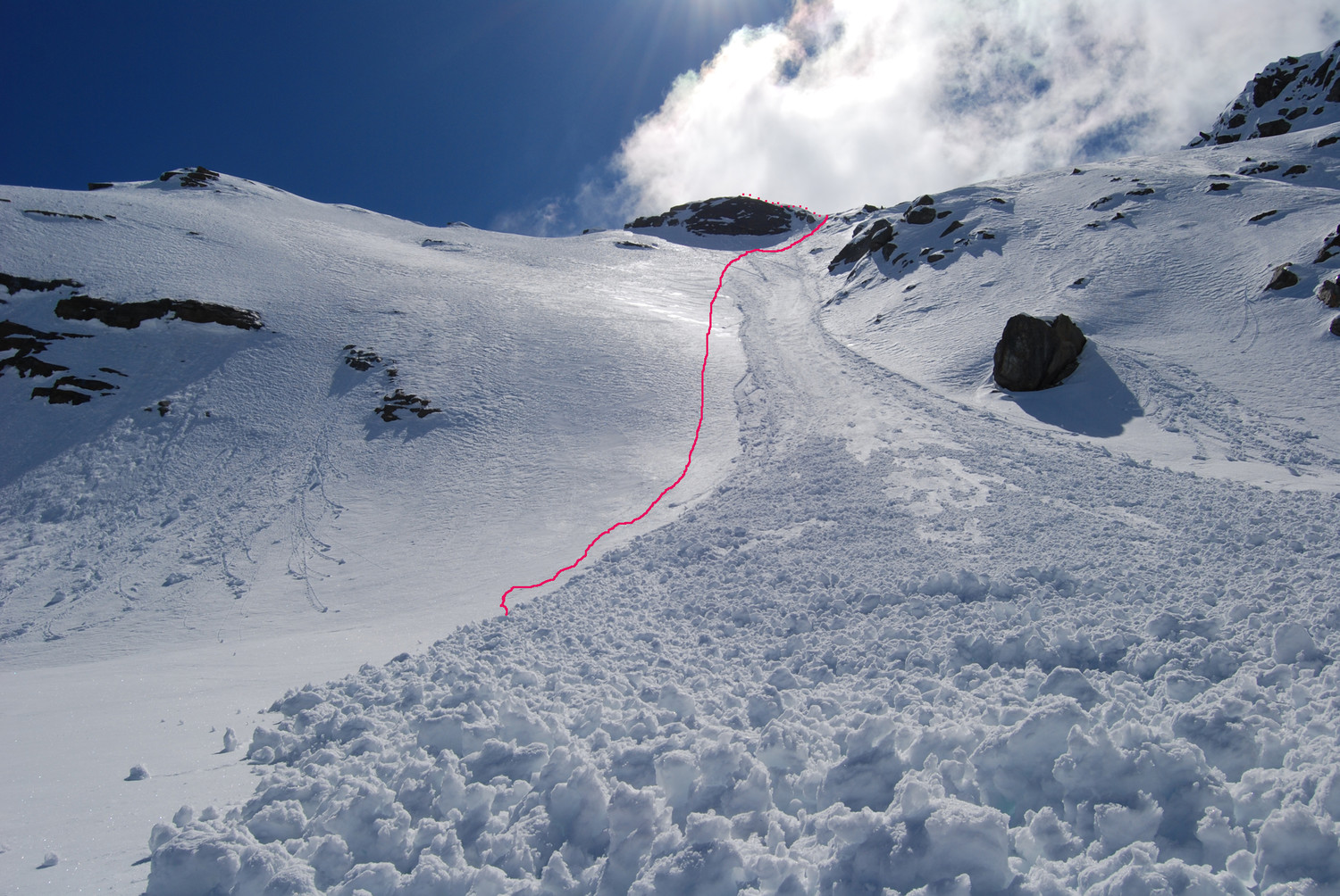 La ripida paretina W e la cima del Sasso di Conca 3150 m.