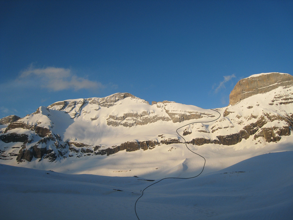 versant N du col du Cylindre et du Mt Perdu