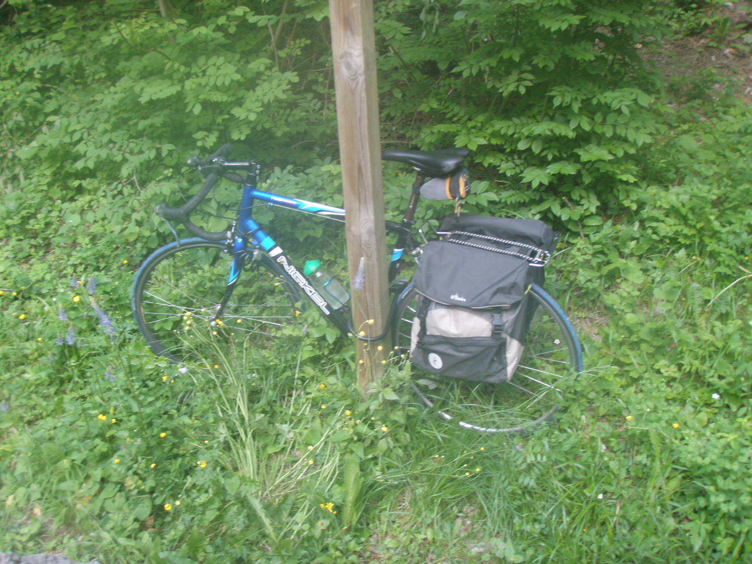 Après 17km et 400m de dénivelé, le vélo reste là
