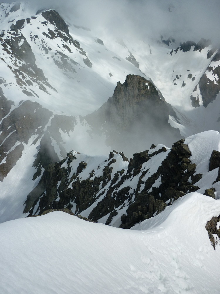 L'arête, bien enneigée