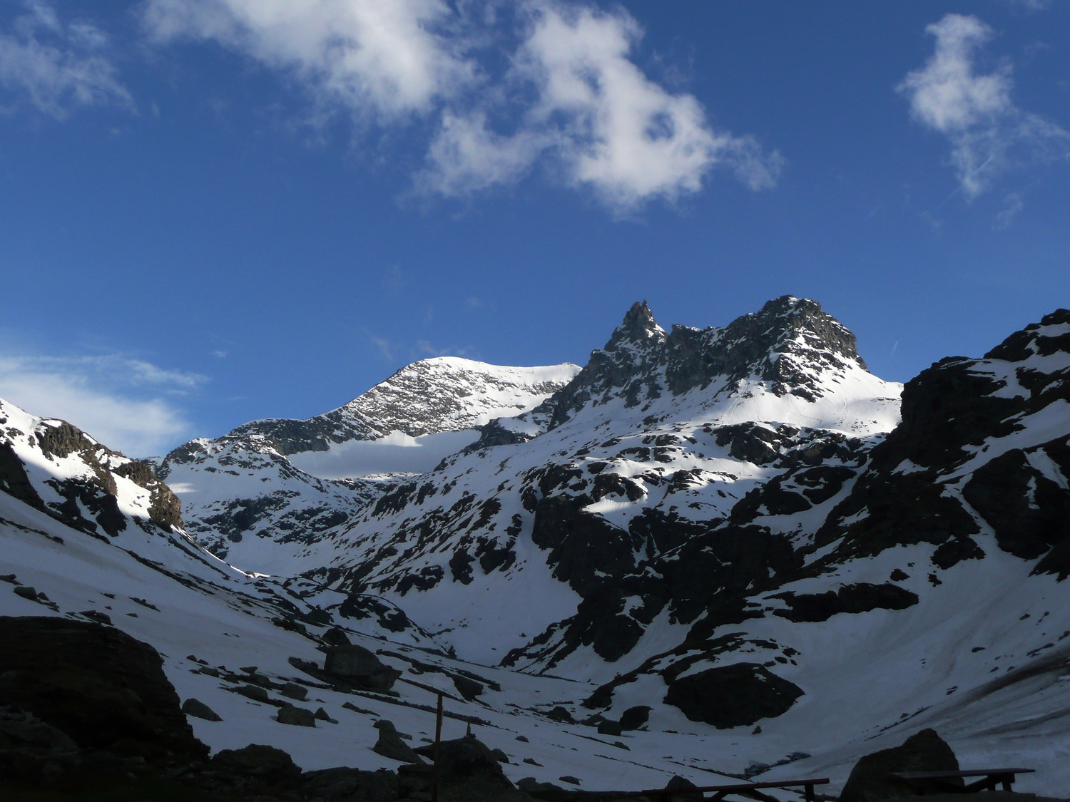 Vallon d'Ambin en amont vu du refuge, le Cordonnier et la Pointe d'Ambin au fond