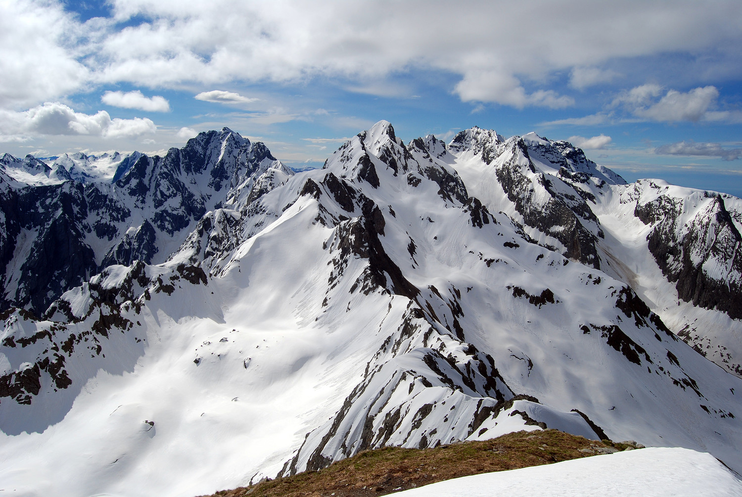 Le maggiori cime della Alpi Orobie viste dal Pizzo di Rodes 2829 m.