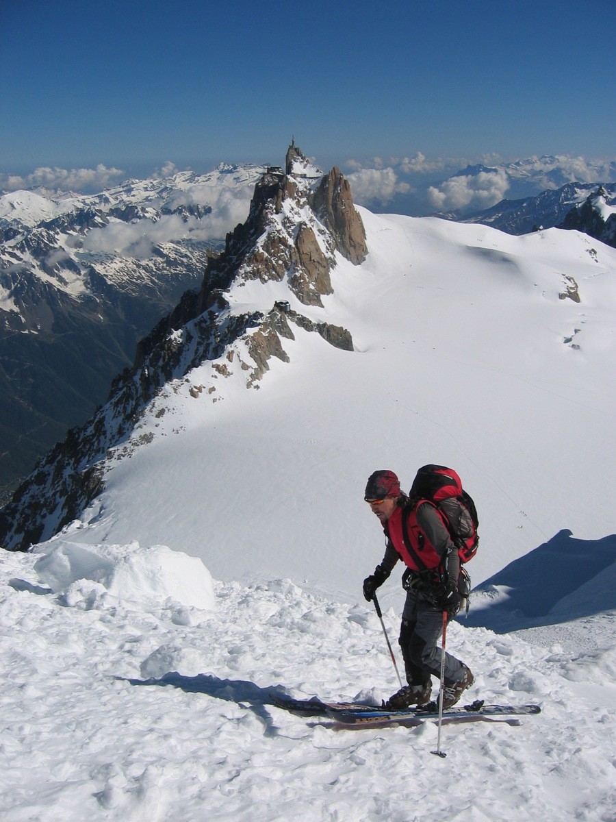 Dans la face N du Mont-Blanc du Tacul