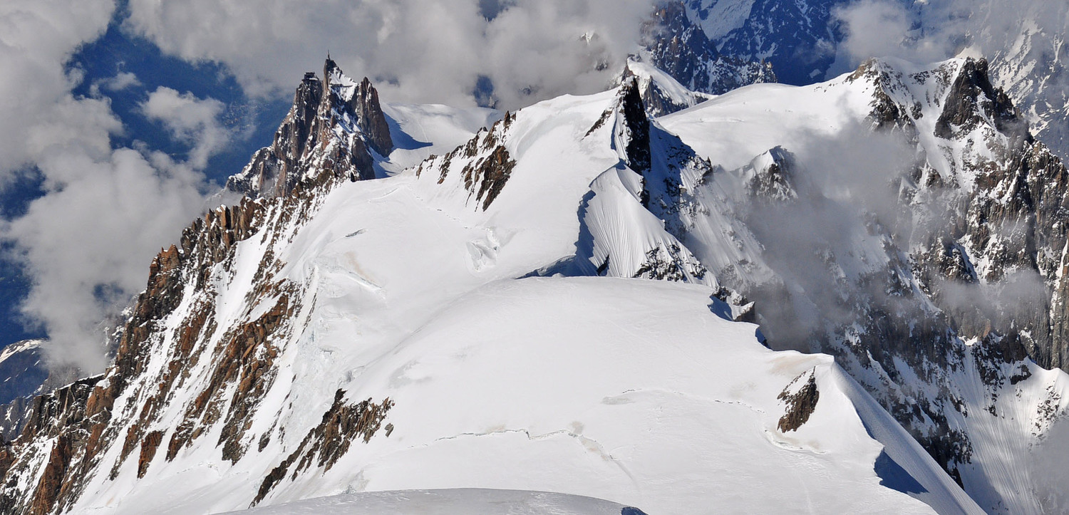 L'Aiguille du Midi à 17 heures ! depuis le MB