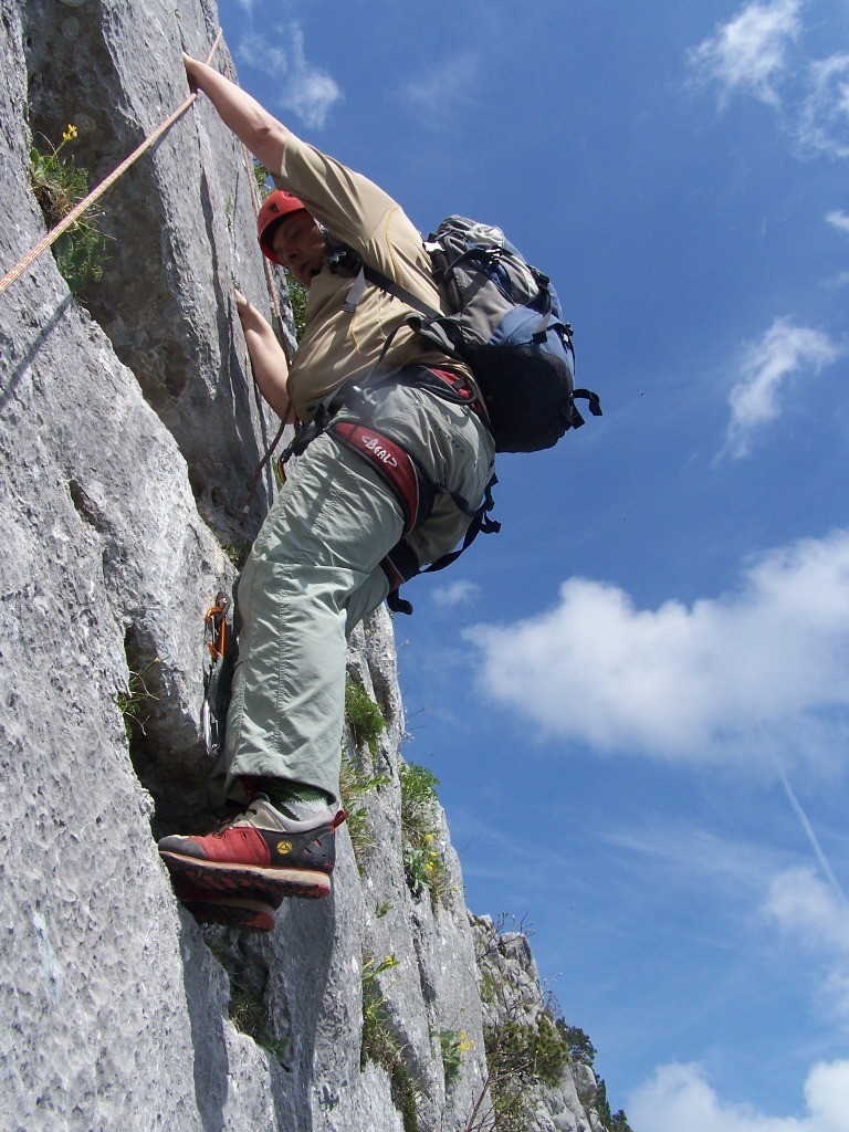 Jérôme dans la dernière dalle sous la croix, passage en 4c