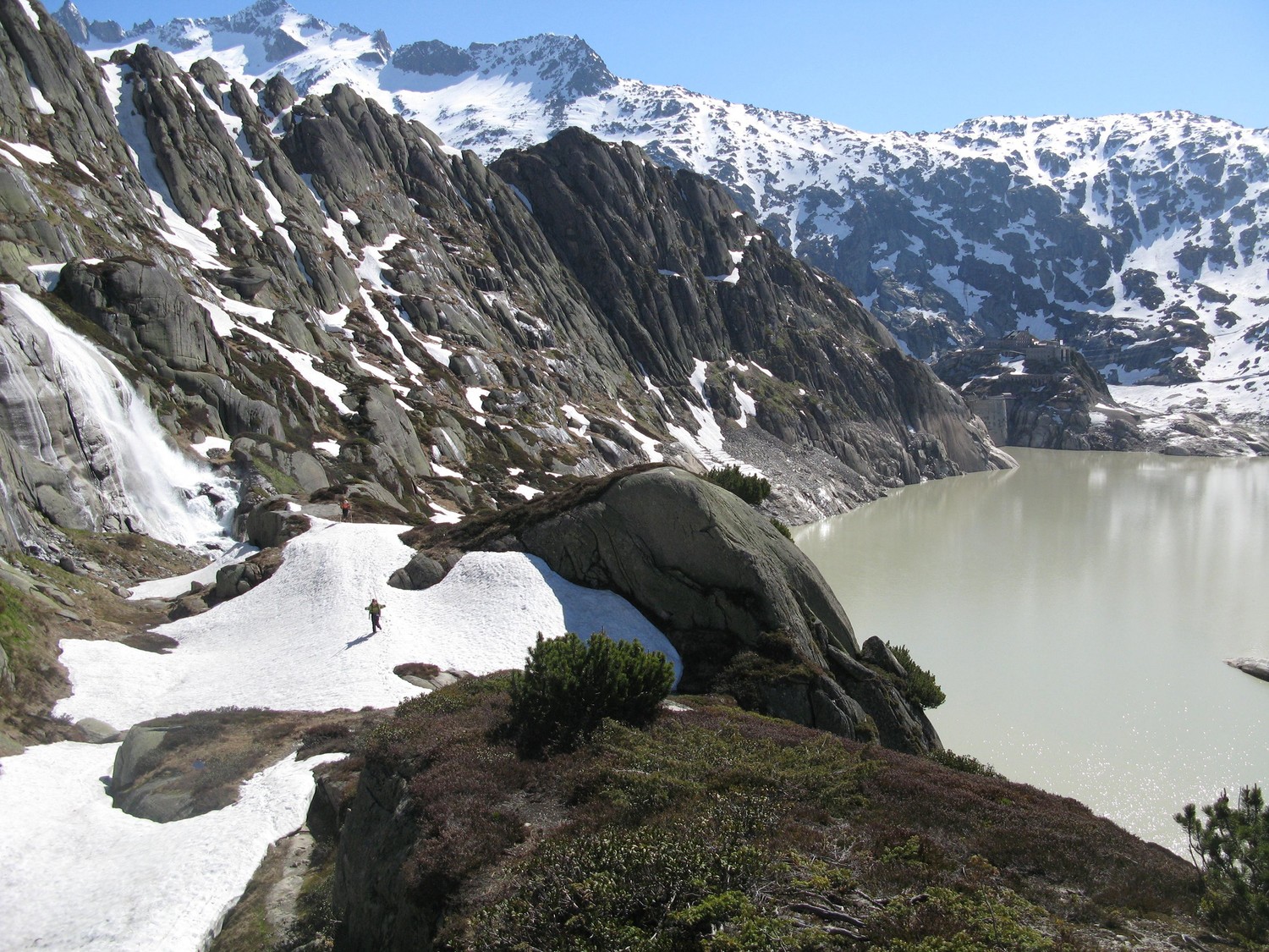 au bord du lac