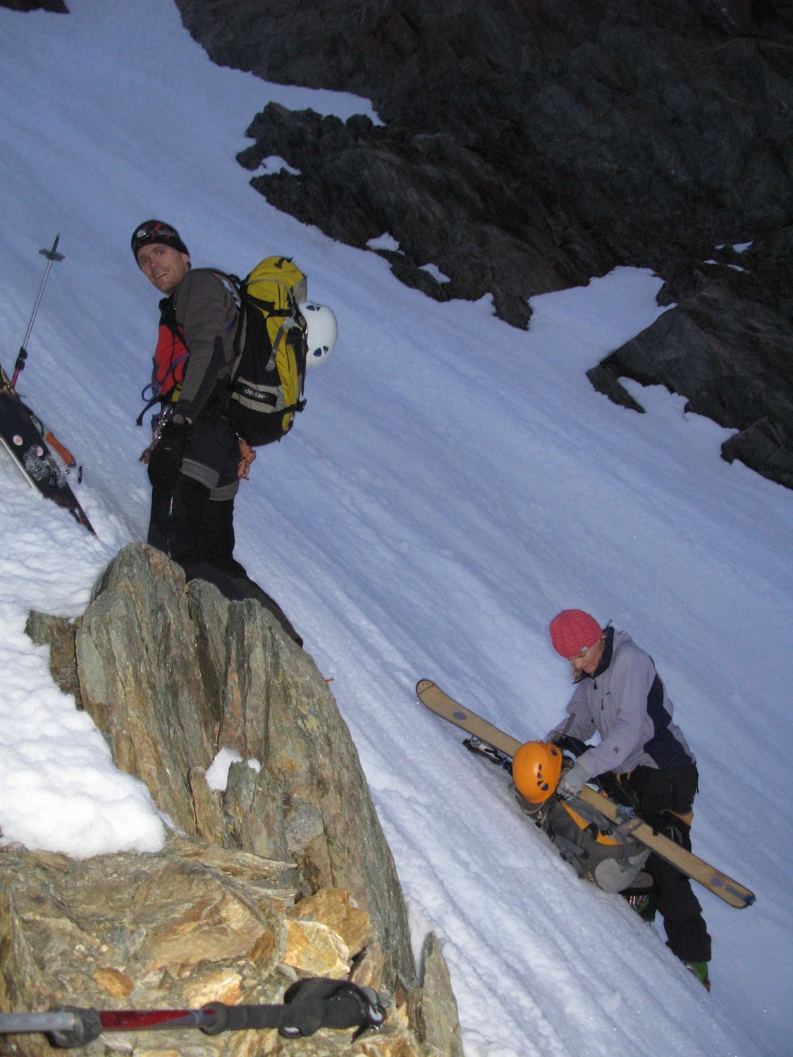 dans le bas du couloir