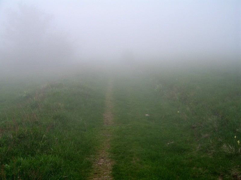 Brouillard dense près du Trou Saint-Michel