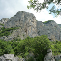 Vue générale du Salève. On voie bien la Jaune, et un peu moins bien, la Grande Arête.