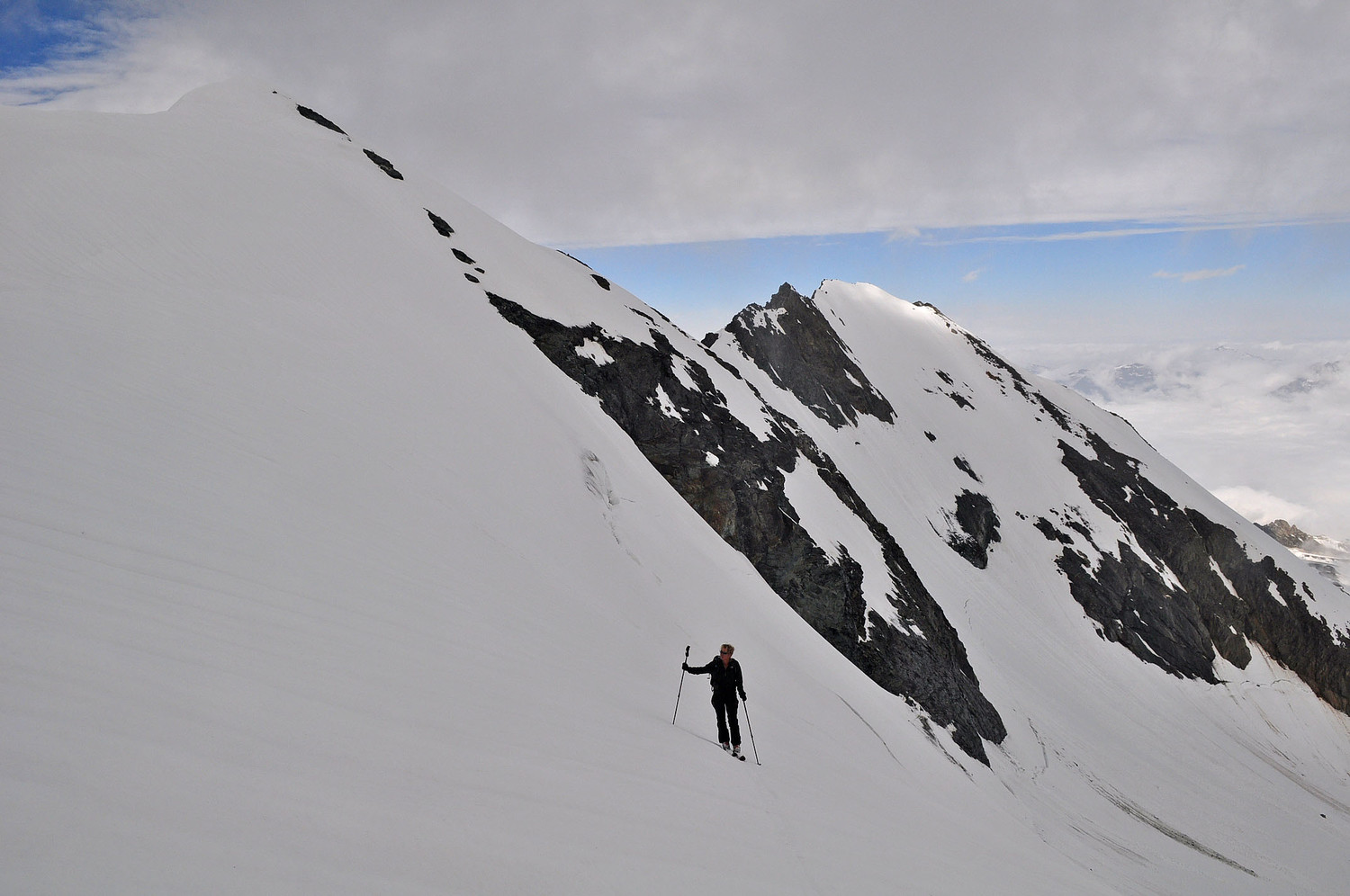 Sous le Col des Roches ....