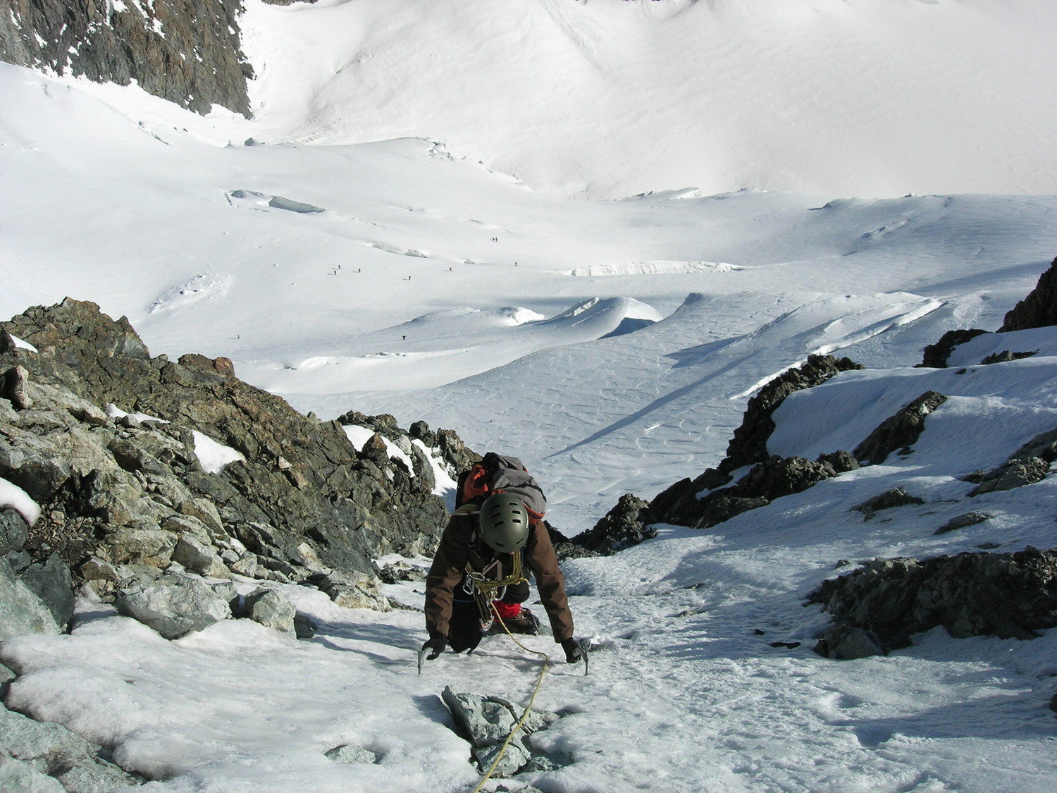 le petit couloir mixte qui monte sur l'arête