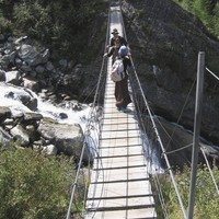 La passerelle sur le Torrent