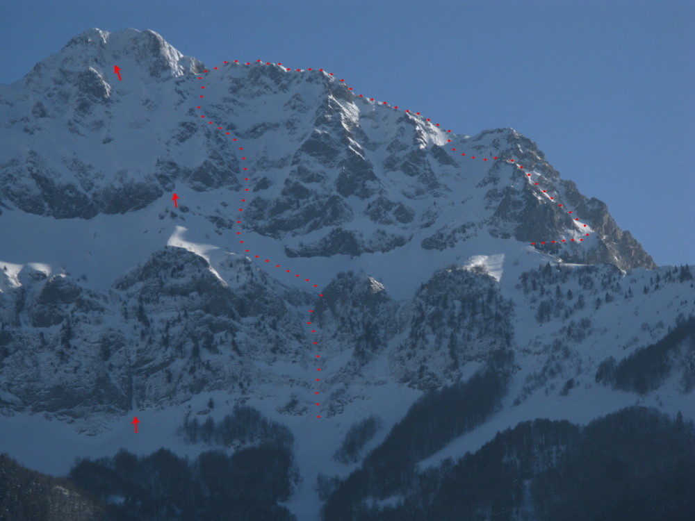 face nord et arête Lourtica en pointillés + autre projet fleché
