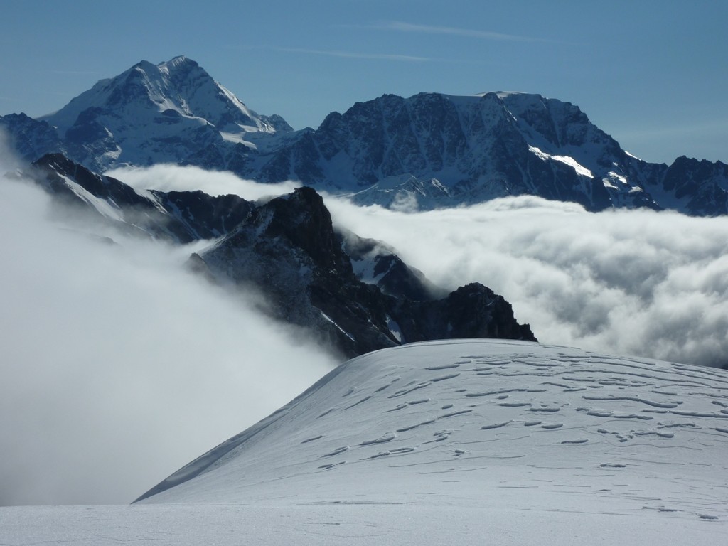 Combins et Vélan
