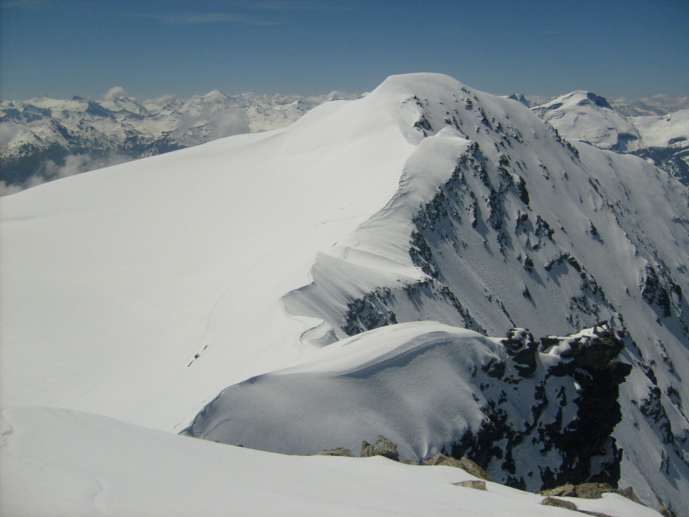Le dôme de la Sache et notre trace avec le petit parcours d'arête très agréable