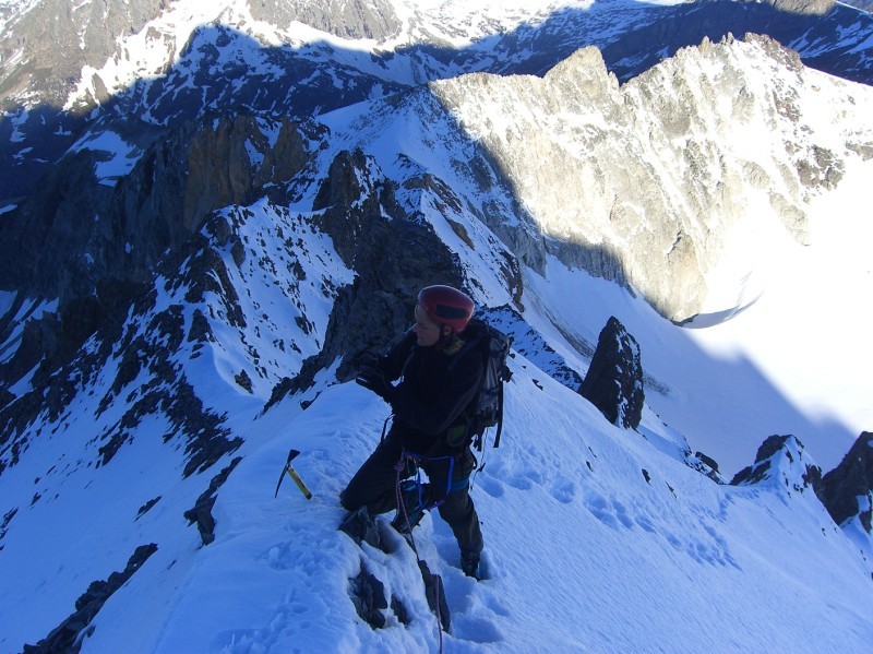 Deant Parrachée - Bonnes conditions d'enneigement sur l'arête de la VN