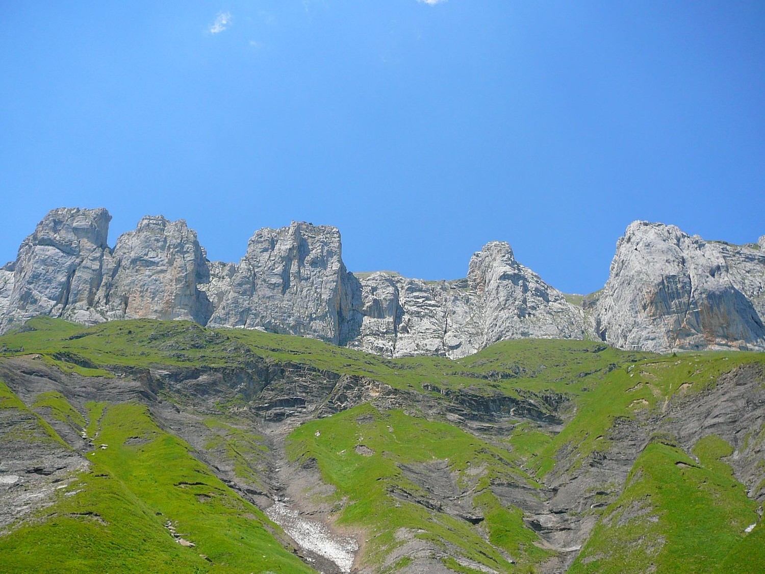 Les tours d'Areu depuis le Saix Noir