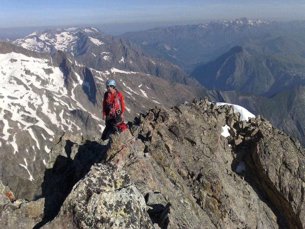 Sur l'arête