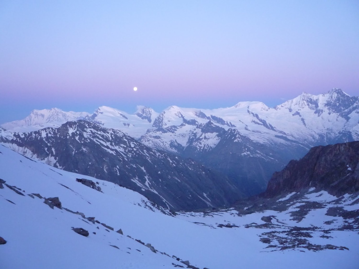 levé de jour sur les 4000 de Saas Fee