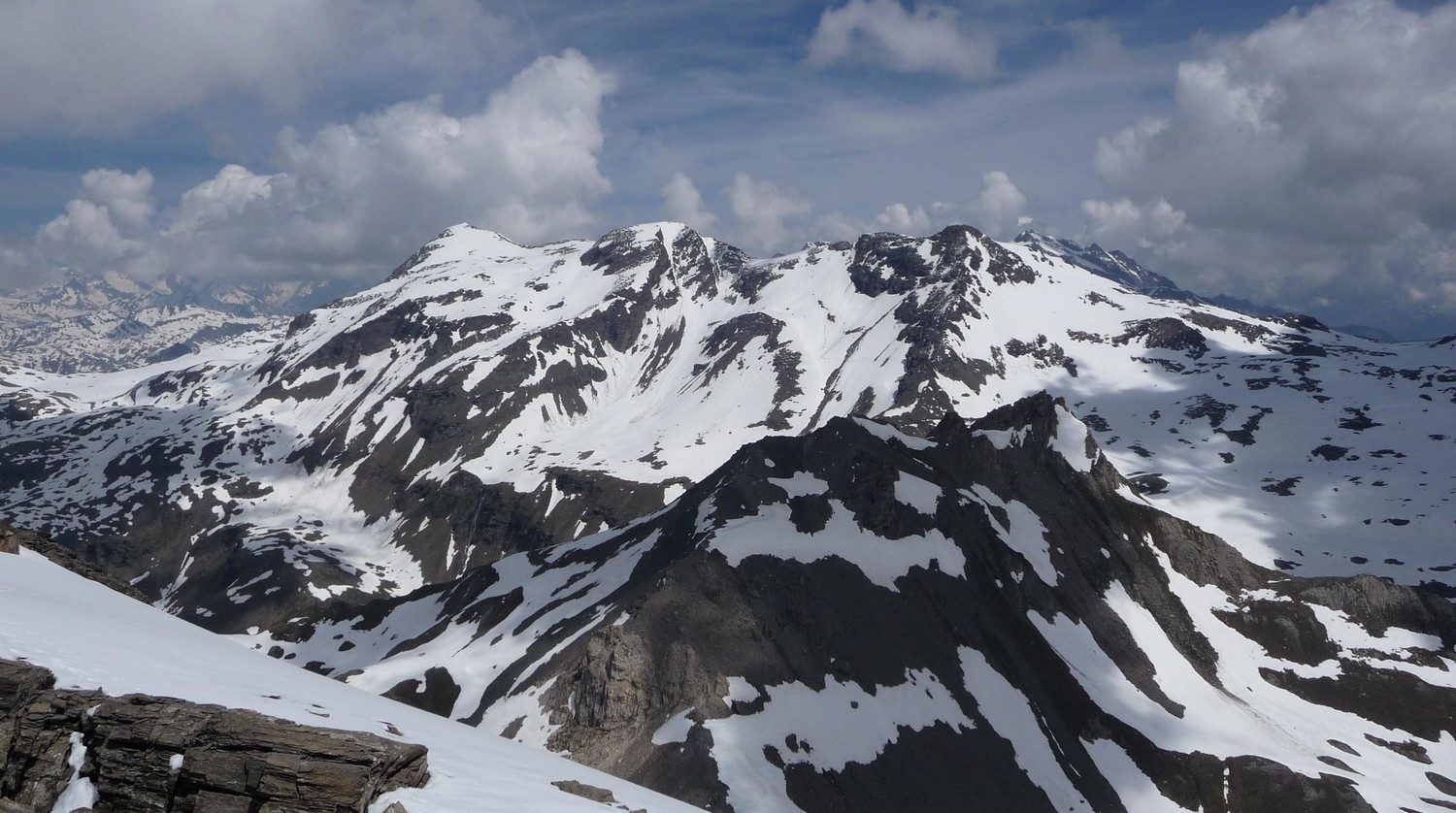 De l'Arête des Mines, vue sur Archeboc et Ormelune