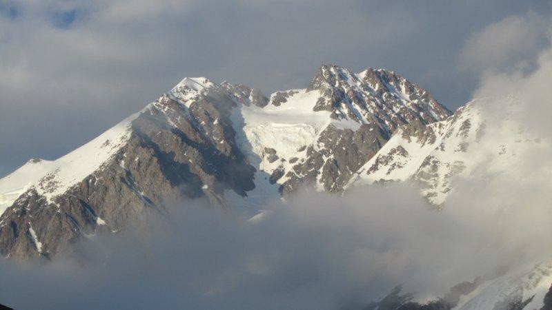 Aiguille de Tré la Tête depuis le refuge