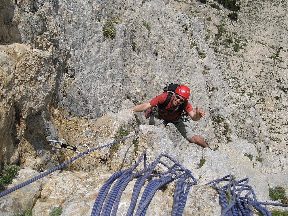 Chamechaude - Pilier Tobey : Sylvain à la fin de L3, une section à très beau rocher