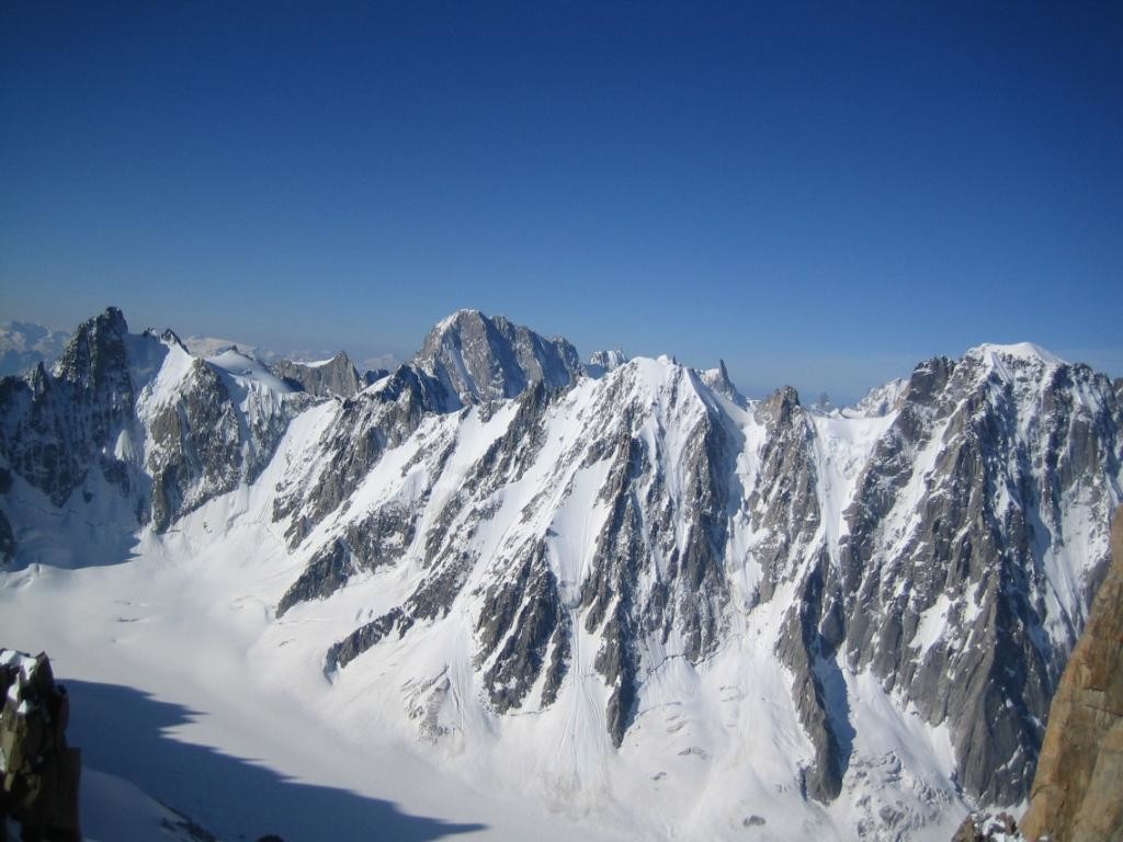 Aiguille Du Triolet, Grandes Jorasses, Les Courtes