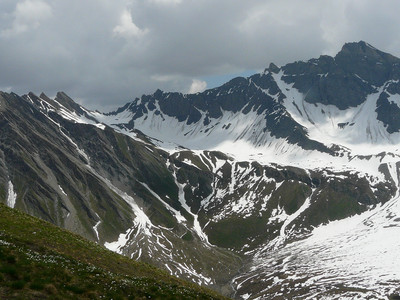Mont Tsichette, col de Malatra, aig. de Malatra, aig. de Bonalex (de gauche à droite)