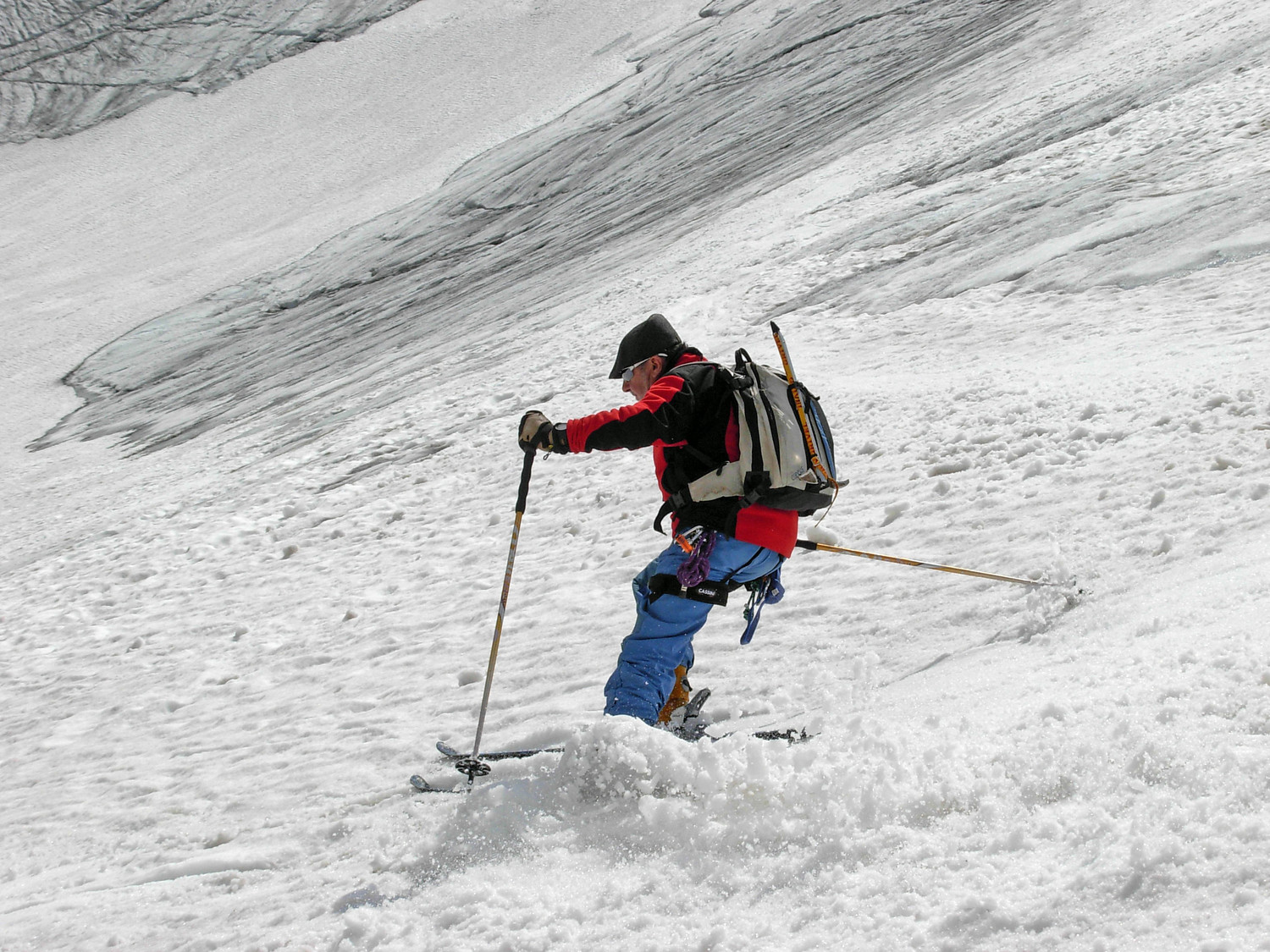 In discesa tra neve e ghiaccio