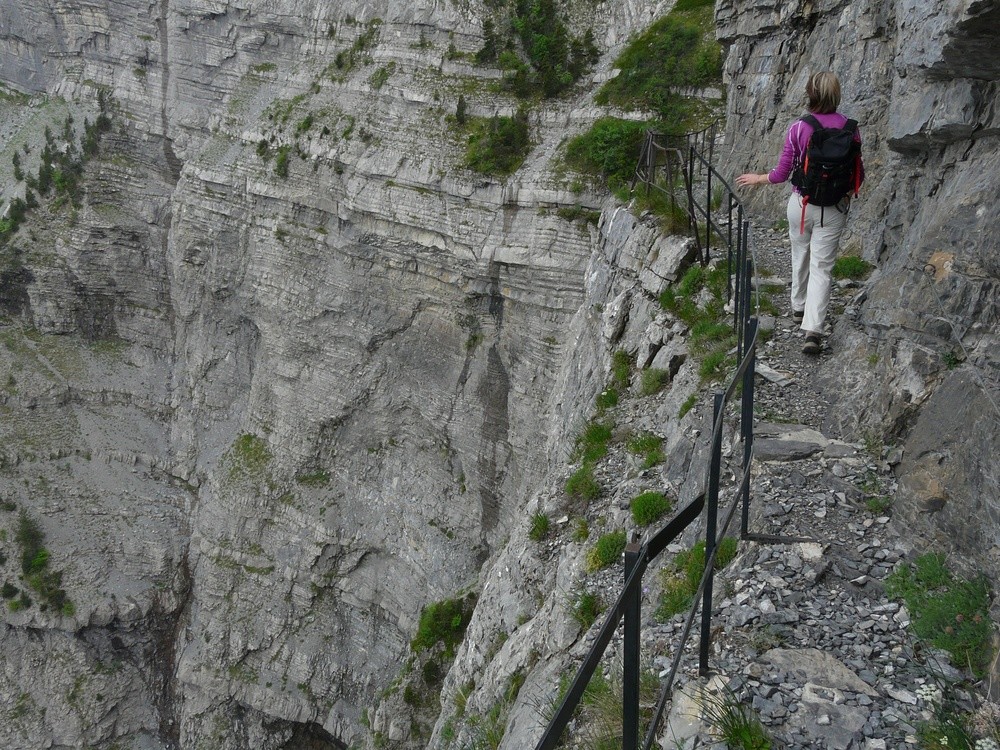 Le passage au dessus du Torrent des Farelles