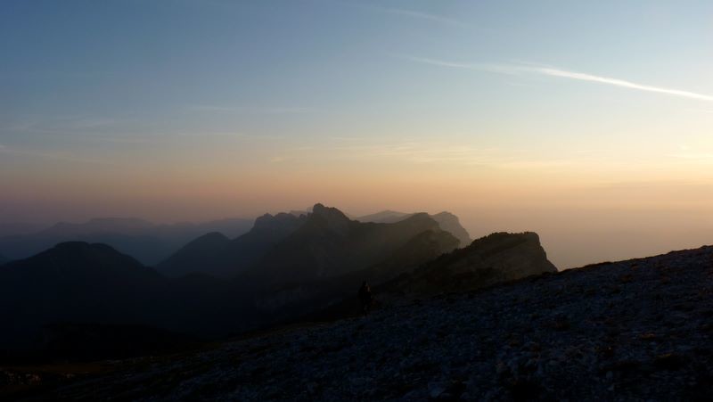 Lever de soleil sur le Nord de la Chartreuse