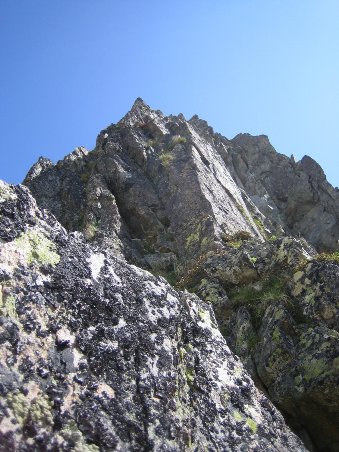 l'arête de L4