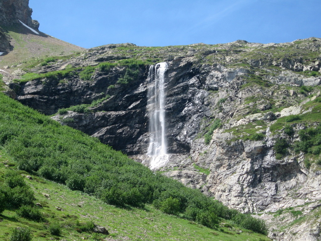 Cascade sous le lac de Plan Vianney