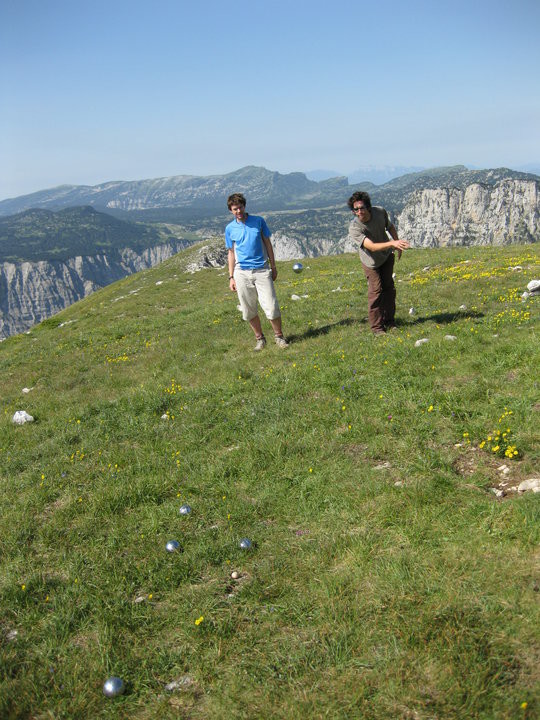 Partie de pétanque au sommet le 14 au matin